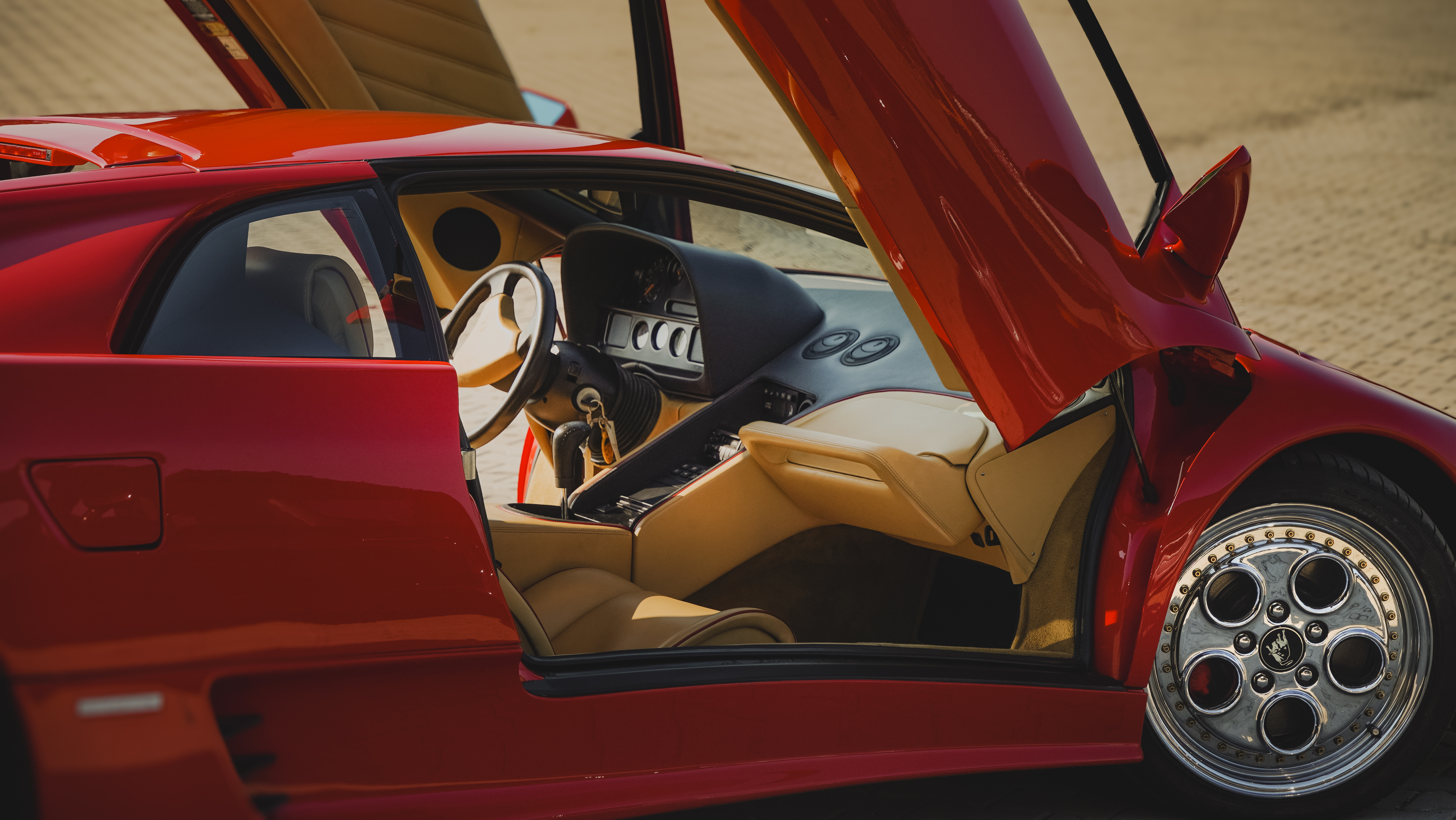 Lamborghini Diablo automotive photograph 07