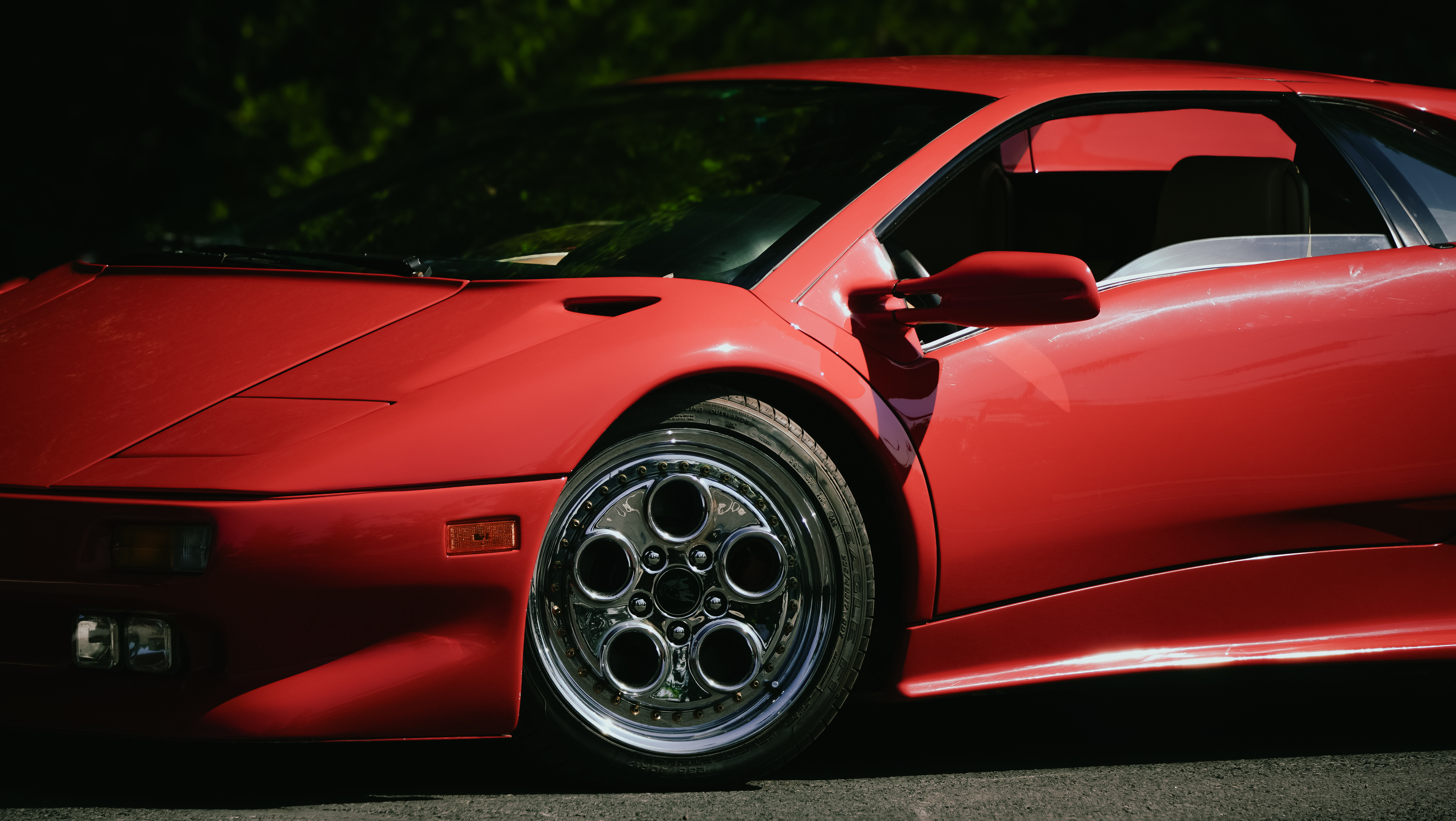 Lamborghini Diablo automotive photograph 03