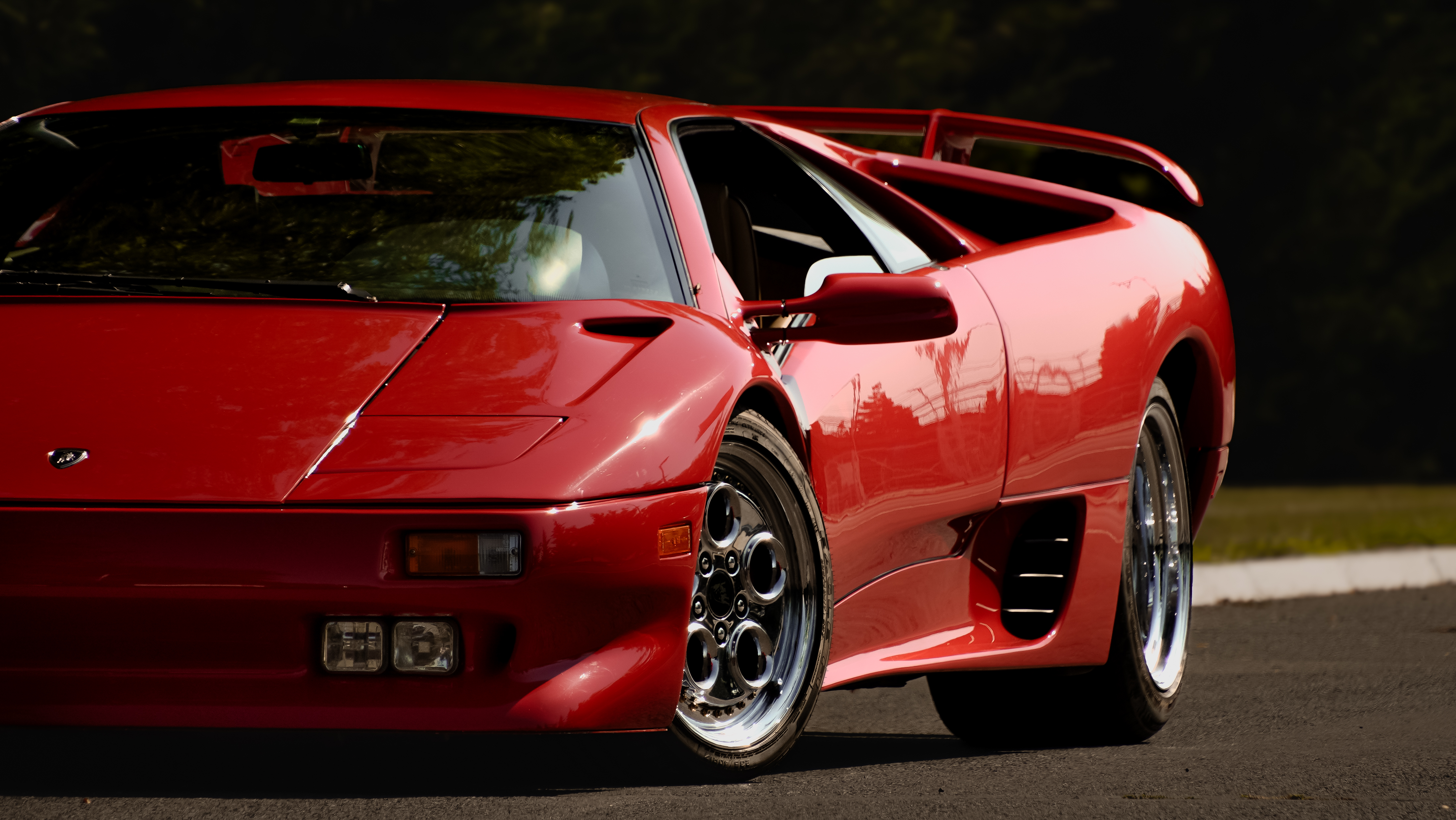 Lamborghini Diablo automotive photograph 01