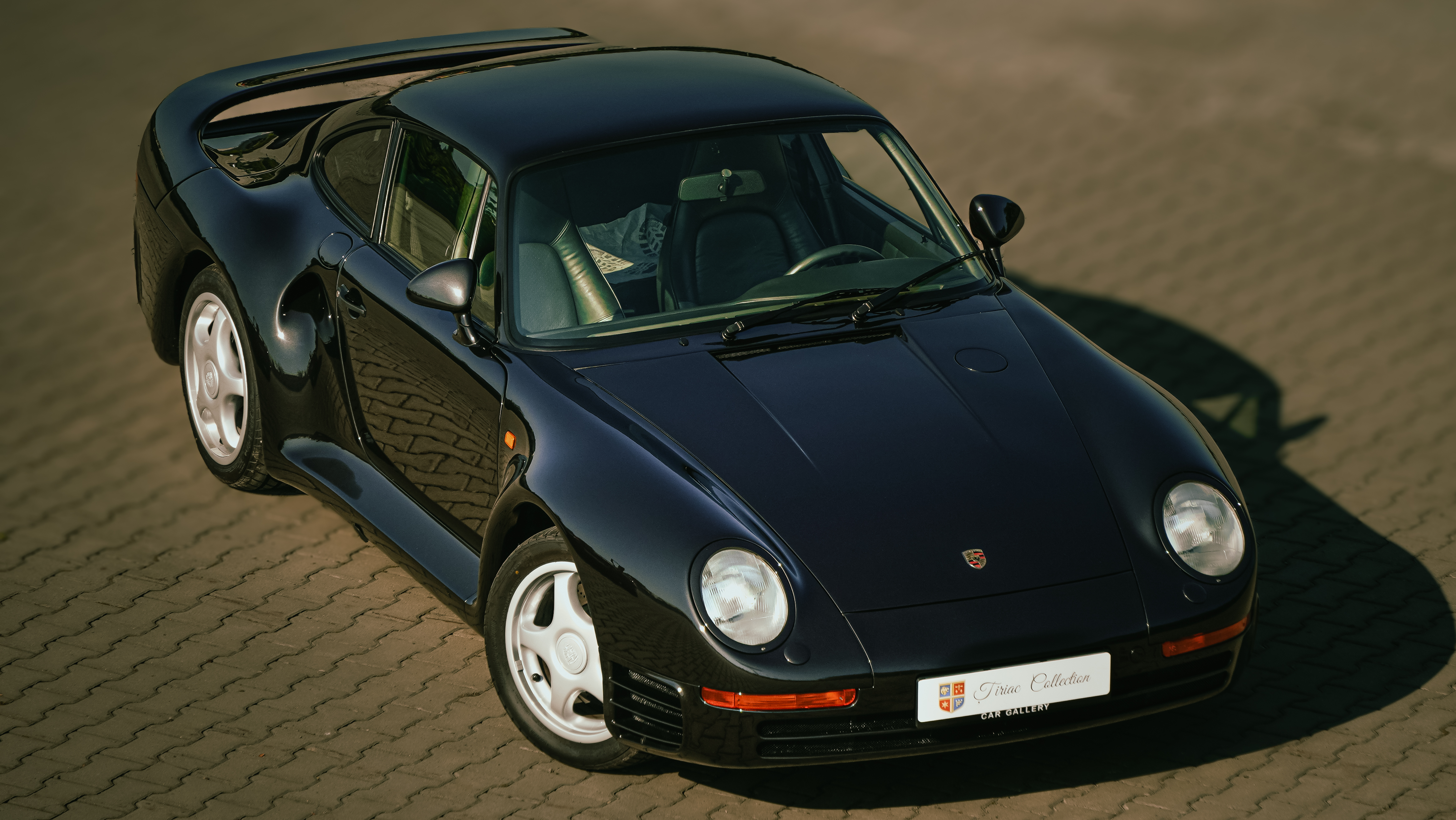 Porsche 959 automotive photograph 03